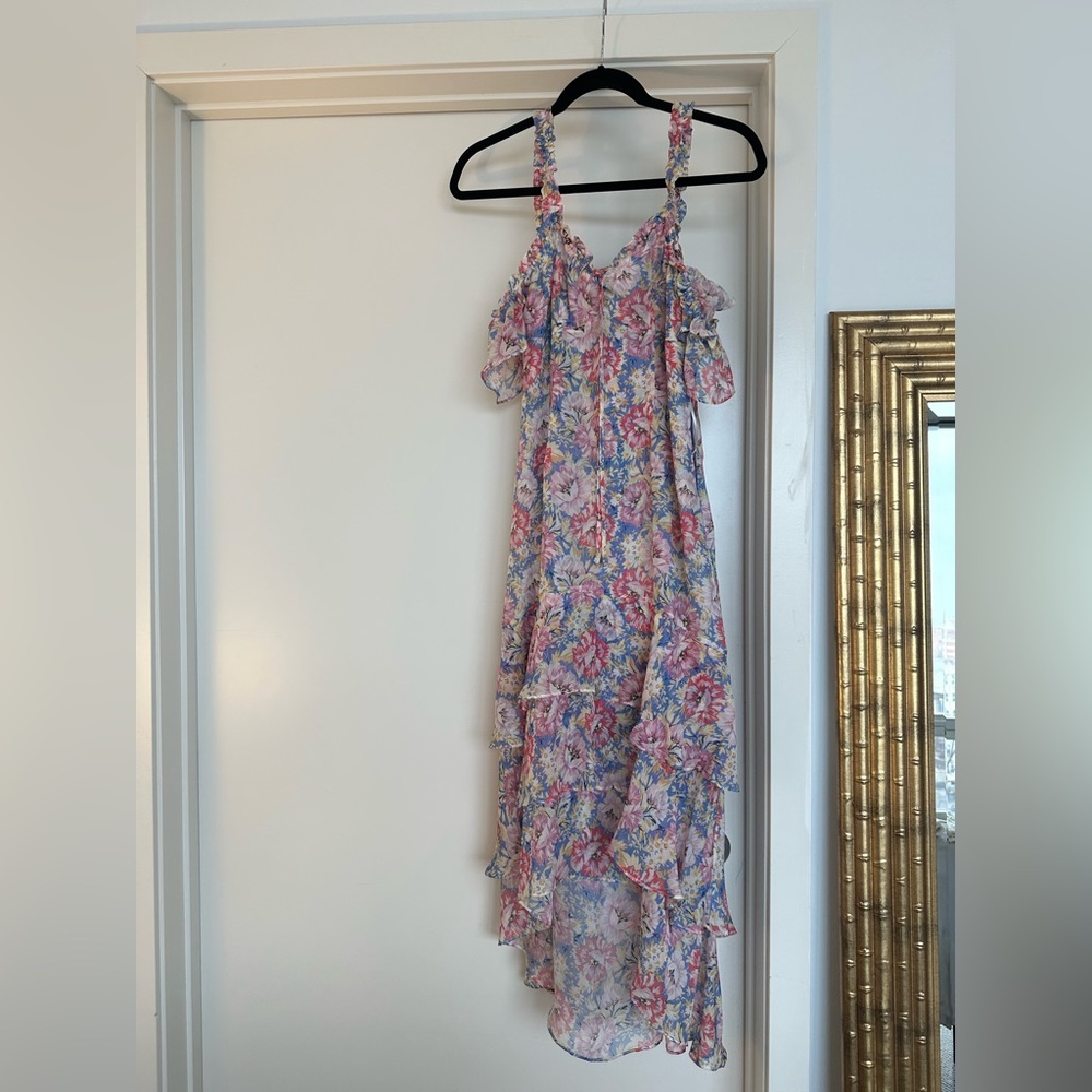 Intermix highlow Sophia dress. Beautiful floral pattern w off the shoulder strap